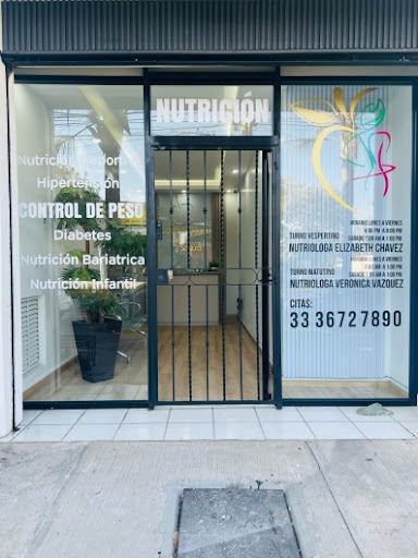 Lic. Elizabeth Chávez Llamas, Nutricionista