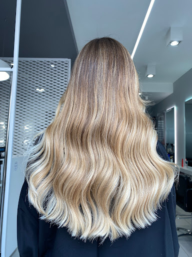 Coiffeur Elle Salone Atelier Degradé Conseil di Mastrandrea Teresa - Thumbnail