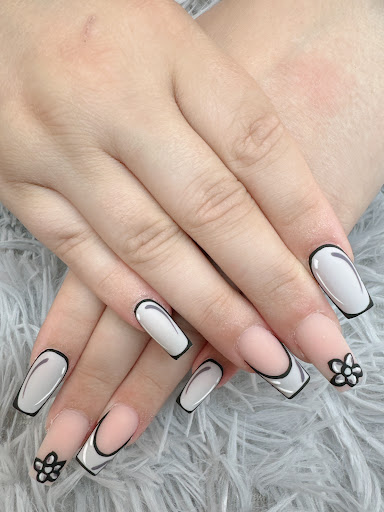 Dani Nails - Visual