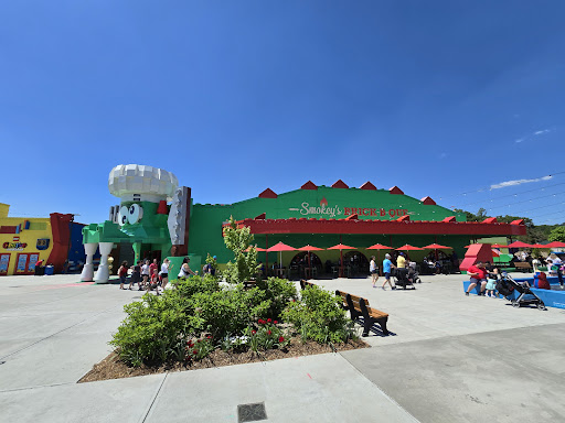 Smokey’s Brick-B-Que Gallery - United States