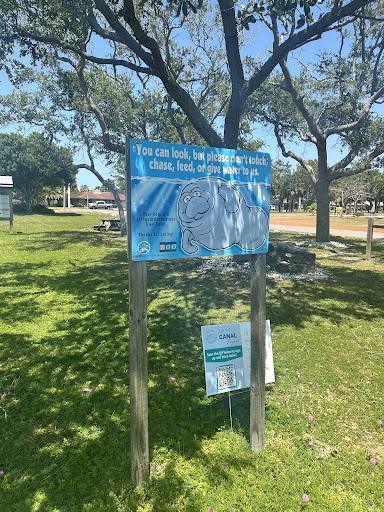 DeSoto Park Canal for Manatees - Thumbnail