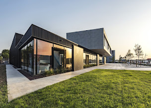 Photo n°53 de Magasin Porto Venere Montpellier à Montpellier (Magasin de canapés)