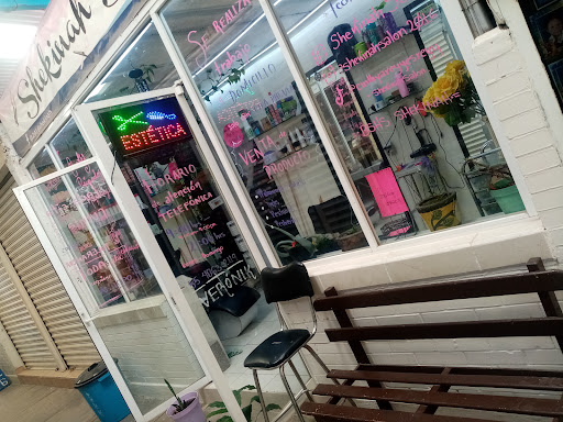 Cinthy's Salon - Mexico