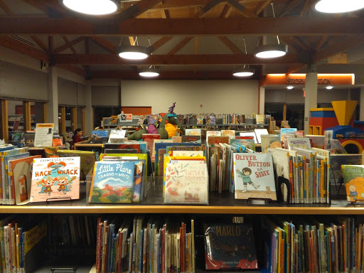 William H. & Marion C. Alexander Family Library - Thumbnail