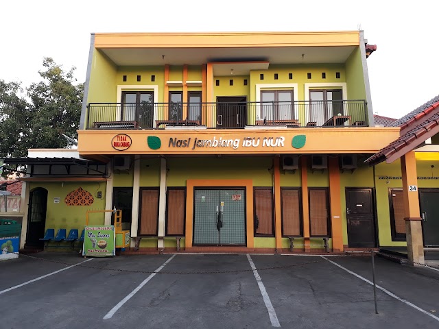 Nasi Jamblang Ibu Nur