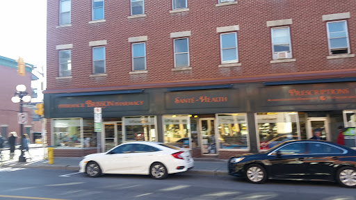 Brisson Pharmacy - Visual