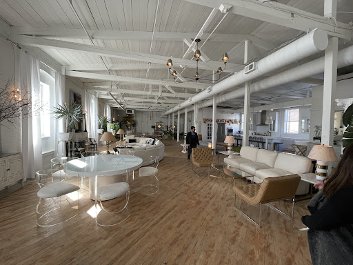 Maximalist Studios - Visual