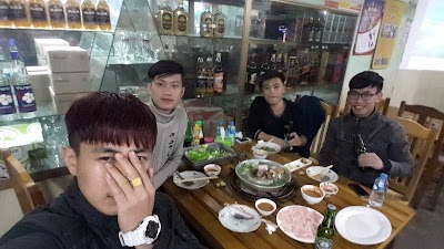 Photos of ຮ້ານ​ຂາຍ​ເຄື່ອງ​ກິ​ລາເອັນ​ຈອຍ​ສະ​ປອດ