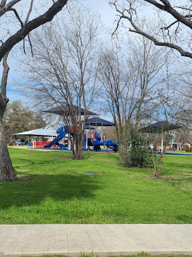 Bauer Park - Visual