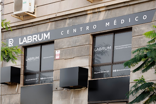 Labrum, Centro Médico
