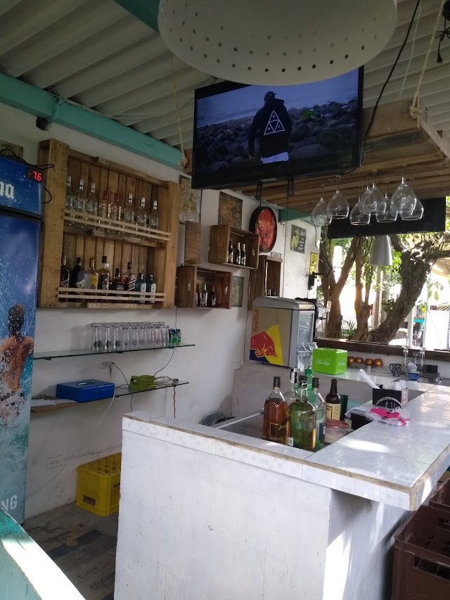 Beach Life Cafe