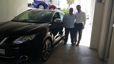 Photos of Nissan Automotive Bostancıoğlu