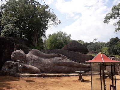 Photos of Buduruwayaya Historical Temple