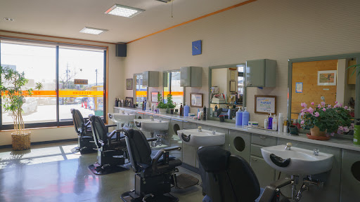 HAIRSALONアカヒゲ