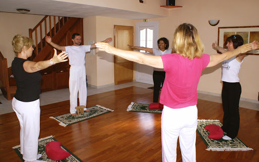 Association Yoga Var