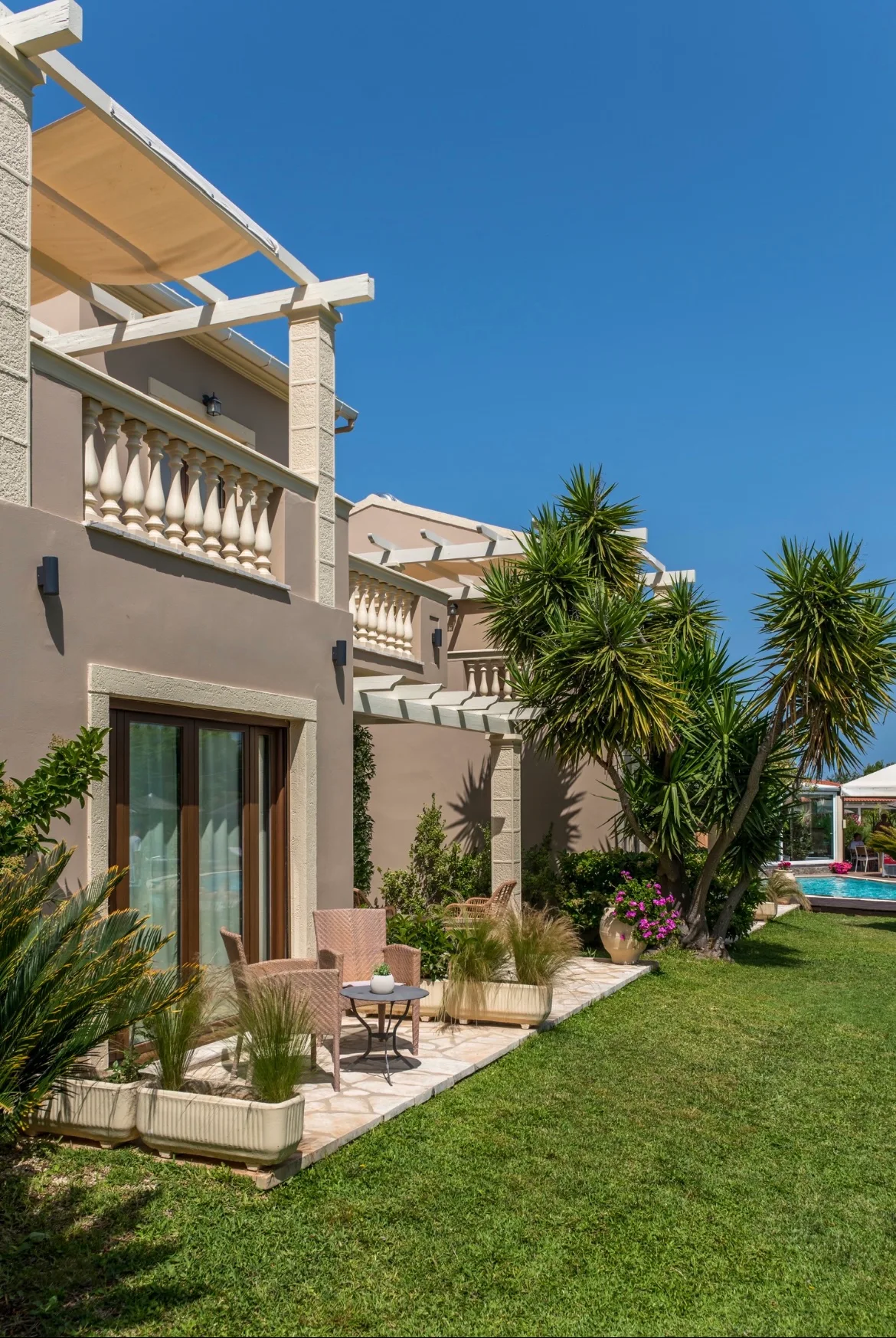 Almyros Villas Resort