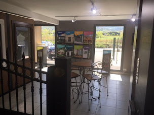 Photo n°10 de Komilfo Miroiterie des Alpes à Embrun - Pergolas, Stores, Fenêtres, Menuiseries à Baratier (Menuisier)