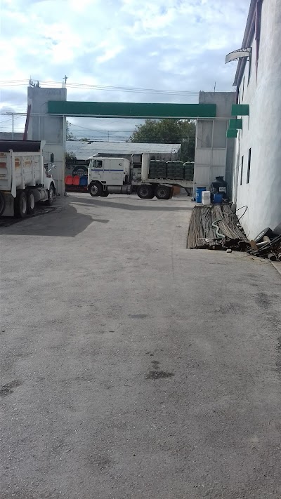 Photos of Materiales la Cumbre