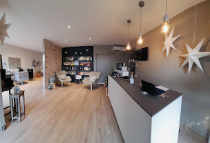 Photo n°1 de Le Salon à Limas (Magasin de produits de beauté)