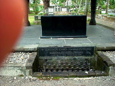 Photos of Kerkop Muntilan (Makam Romo Sandjaja)
