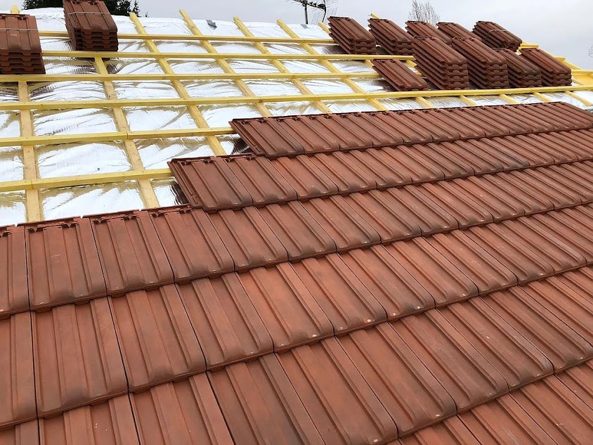 couvreur 93 MAYER recherche de fuite toiture(démoussage toiture)(entreprise de ravalement peinture 77 93 94