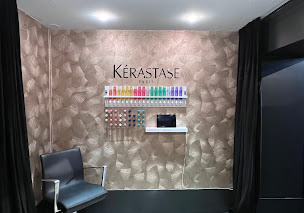 Photo n°10 de Maxime Pradere Maitre Artisan Coiffeur à Blagnac (Barbier)