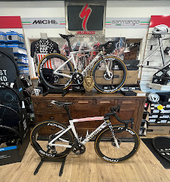 Photo n°3 de Space Cycles 71 à Châtenoy-le-Royal (Magasin de vélos)