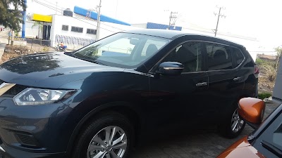 car-dealer