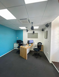 Photo n°6 de Audilab / Audioprothésiste Lons le Saunier à Lons-le-Saunier (Service de réparation d'appareils auditifs)