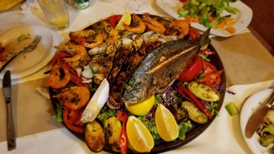 Photos of V&euml;llez&euml;rit Vataksi