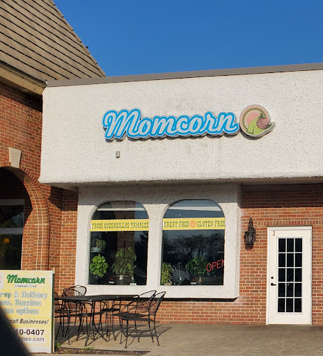 Momcorn - Visual