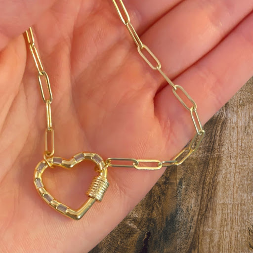 Dainty Designs - Thumbnail