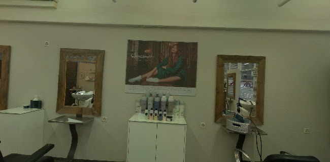 Coiffure HaarTräff Haarverlängerung OLAPLEX-Salon Öffnungszeiten
