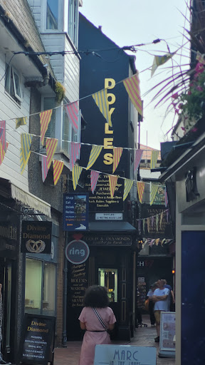 Doyle's Jewellers - Thumbnail