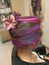 Photo n°4 de Les couleurs de Steph à Messimy (Salon de coiffure)