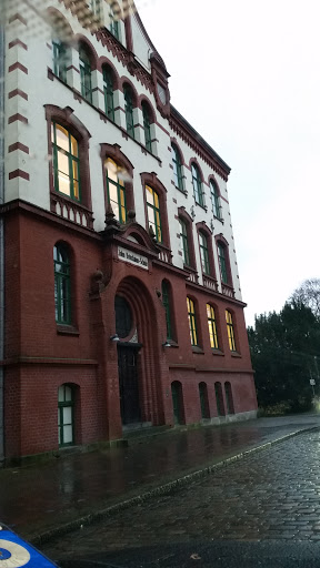 John-Brinckman Gymnasium - Thumbnail