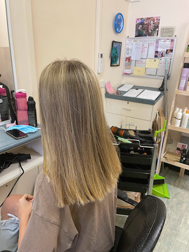 Patricia's Hair Care of Kariong - Thumbnail