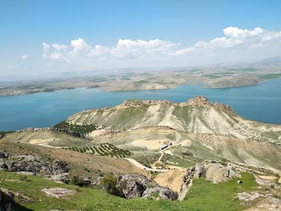 Sancaktar Abdulvahap Gazi Türbesi