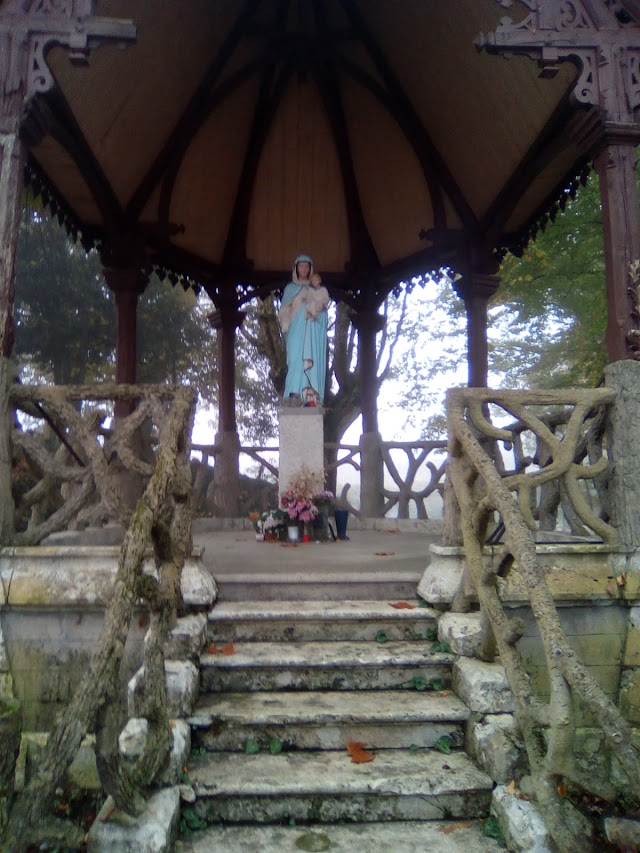 Sanctuaire Notre-Dame-de-Tonneteau Gondrin
