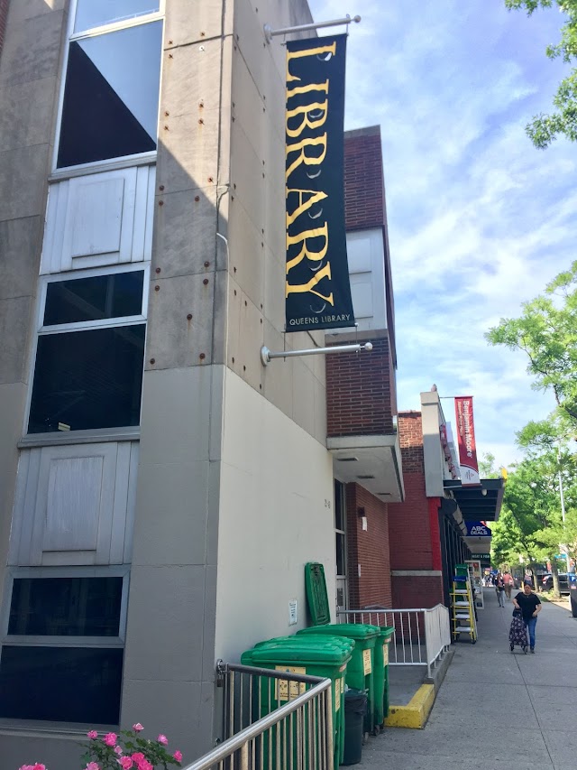Queens Library at Steinway