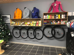 Photo n°6 de Romé Cycles à Dol-de-Bretagne (Magasin de réparation de vélos)