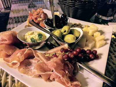 Photos of Lattmann&rsquo;s Lounge & Grillroom