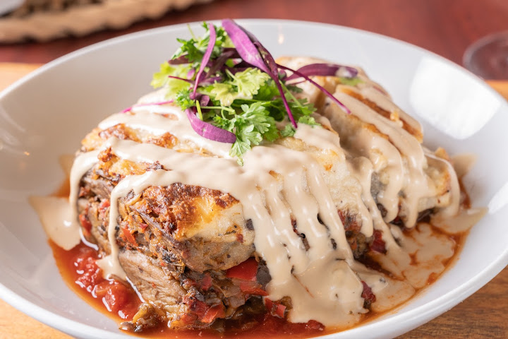 Dar Restaurant and Bar by null