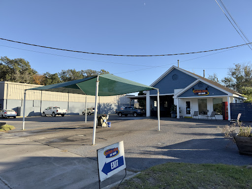 Custom Clean Full Serve Car wash