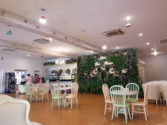 Alice Tea Room