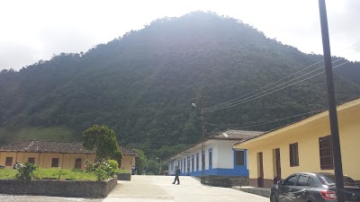 Photos of general mosquera Park