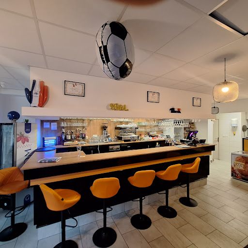 Photo 3 - Calzone café