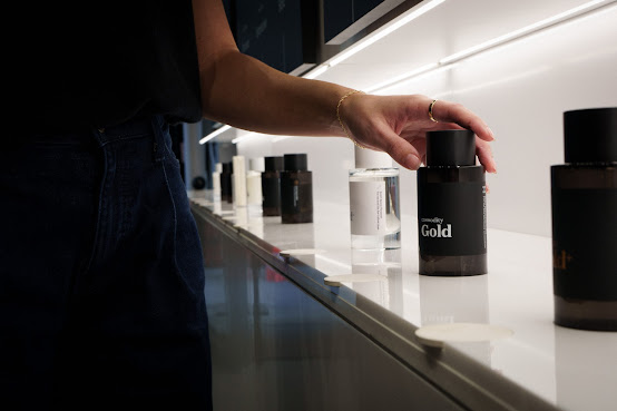 Commodity Fragrances by null