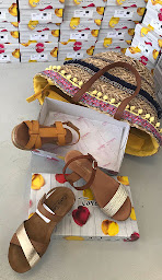 Photo n°5 de AU PLAISIR DES PIEDS à La Tremblade (Magasin de chaussures)