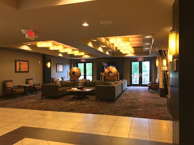 Holiday Inn & Suites Tulsa South